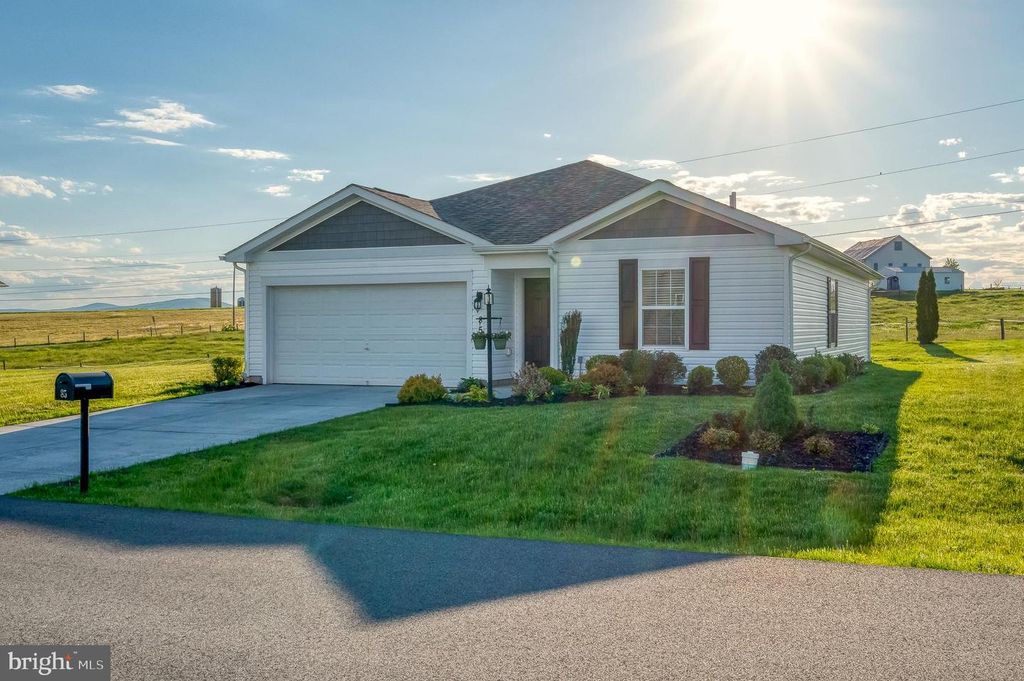 85 RIVER RD, Gettysburg, PA 17325