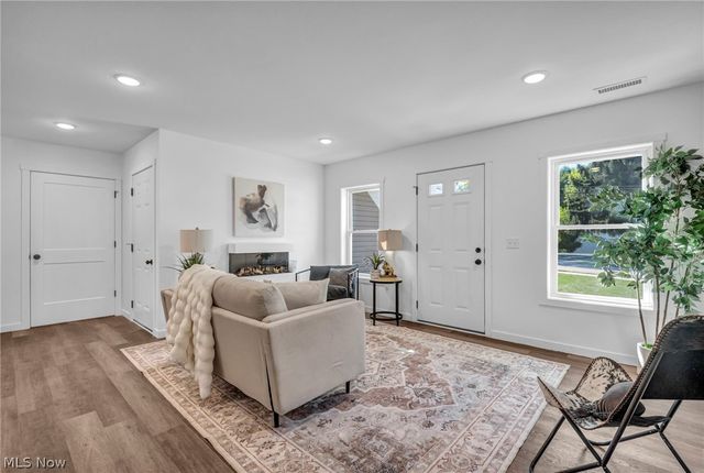 5241 Forest Avenue, Maple Heights, OH 44137