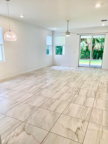 7188 Trotwood Lane, Jupiter, FL 33458