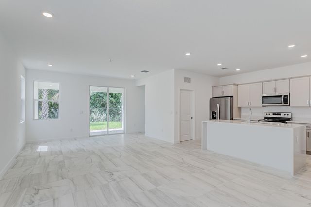 7188 Trotwood Lane, Jupiter, FL 33458
