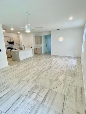 7188 Trotwood Lane, Jupiter, FL 33458