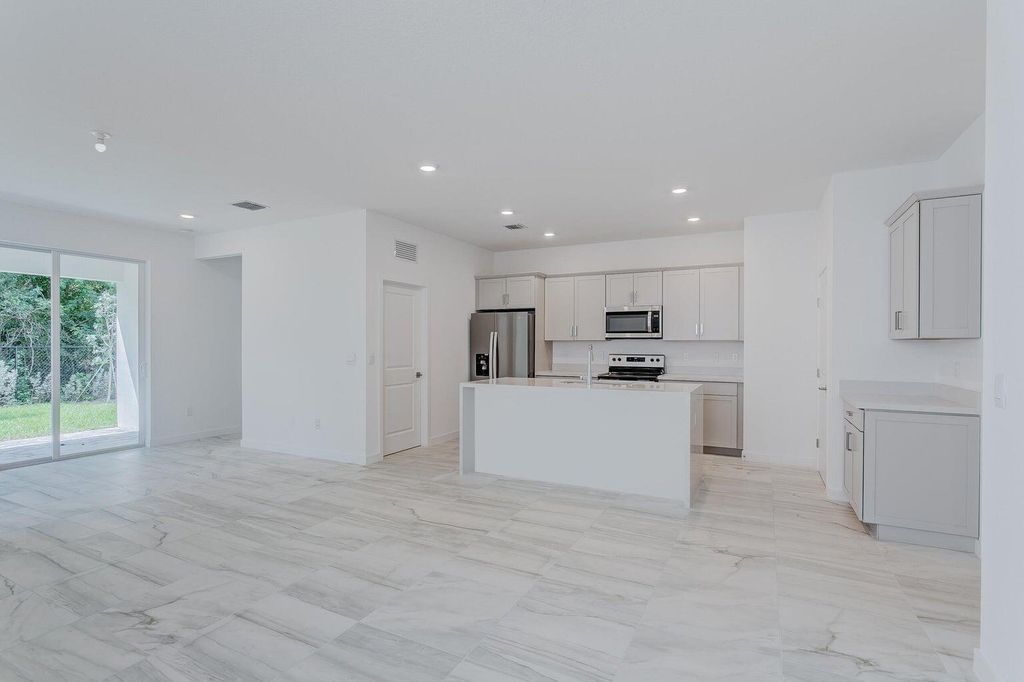 7188 Trotwood Lane, Jupiter, FL 33458