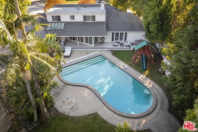 15405 Valley Vista Boulevard, Sherman Oaks, CA 91403