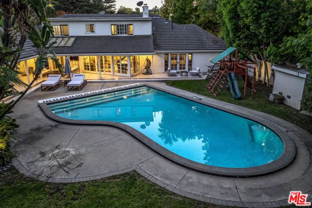 15405 Valley Vista Boulevard, Sherman Oaks, CA 91403