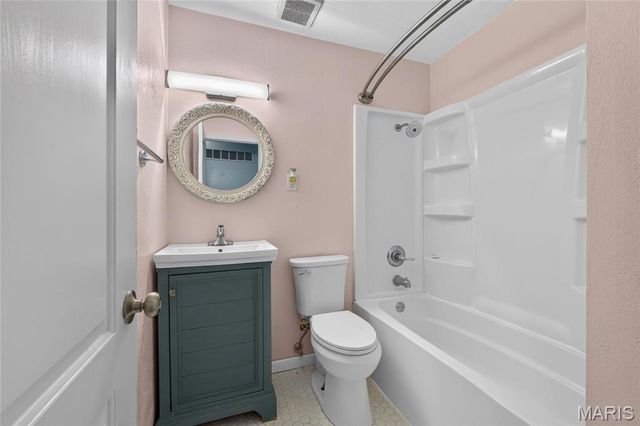 3260 Willow Avenue, Granite City, IL 62040