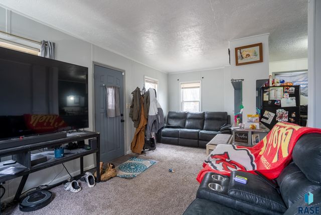 2203 S Euclid Ave Avenue, Sioux Falls, SD 57105