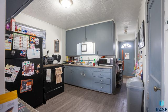 2203 S Euclid Ave Avenue, Sioux Falls, SD 57105