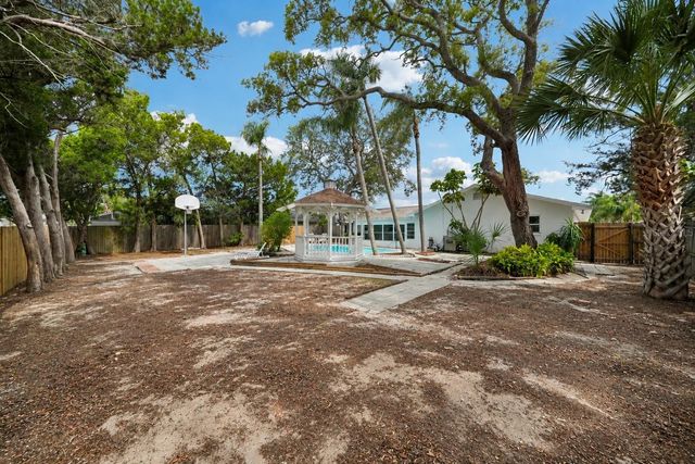 14580 110TH TERRACE, Largo, FL 33774