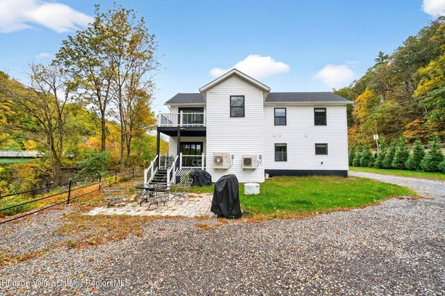 2771 Rt 9w, Saugerties, NY 12477