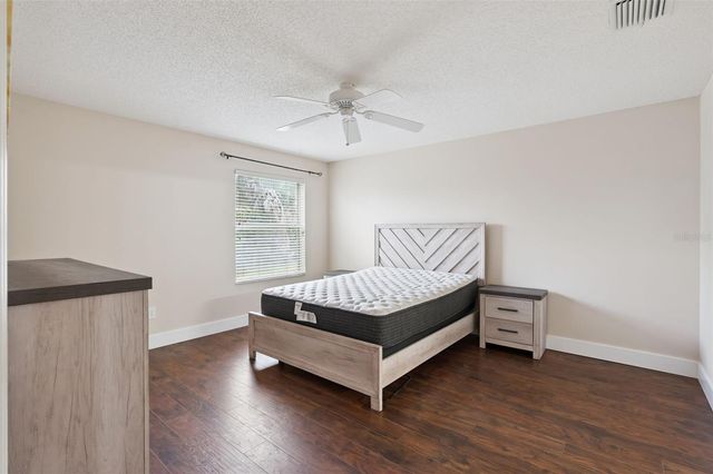 1575 HOLLYBERRY PLACE, The Villages, FL 32162