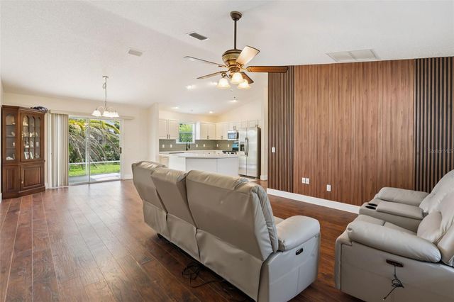 1575 HOLLYBERRY PLACE, The Villages, FL 32162