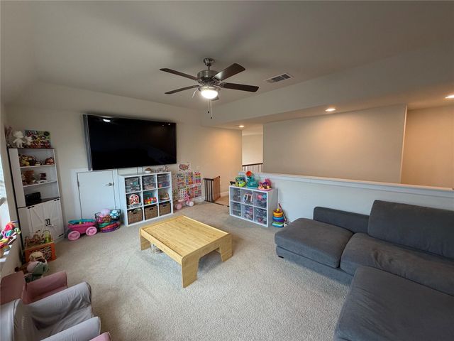 8709 Moccasin PATH, Austin, TX 78736