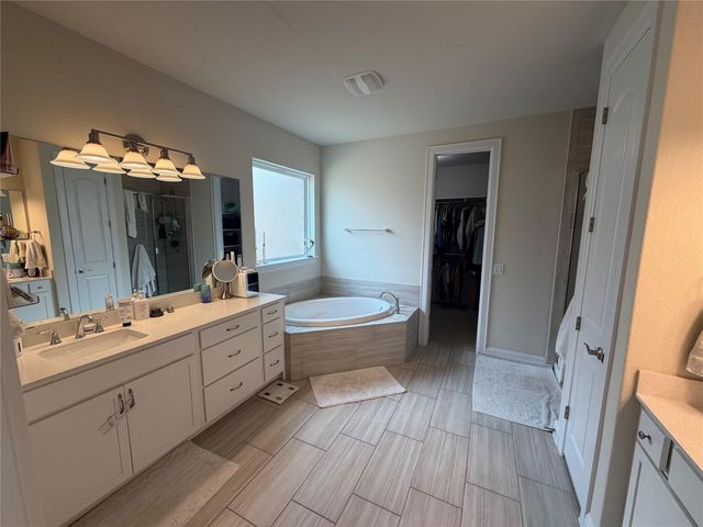 8709 Moccasin PATH, Austin, TX 78736