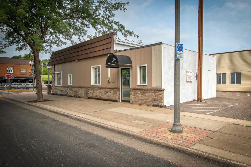 244 Main Street S, Cambridge, MN 55008 — photo 2