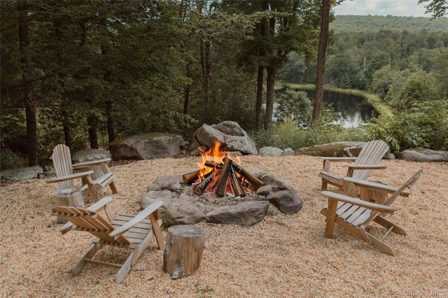 689 Church Road, Mountain Dale, NY 12763