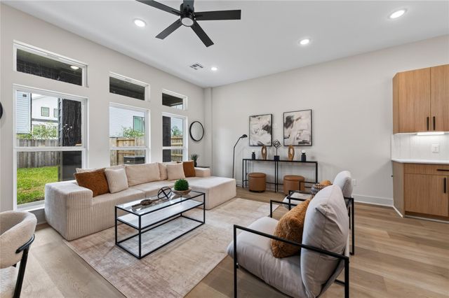 14105 Bridgeport, Houston, TX 77047