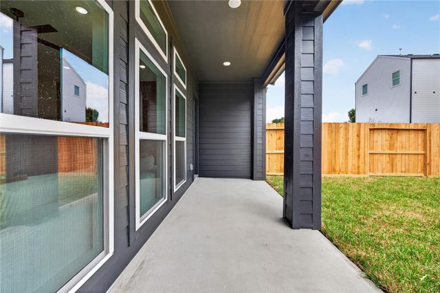 14105 Bridgeport, Houston, TX 77047