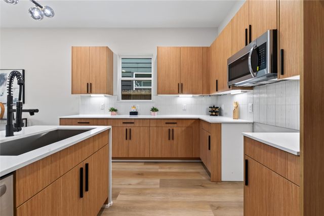 14105 Bridgeport, Houston, TX 77047