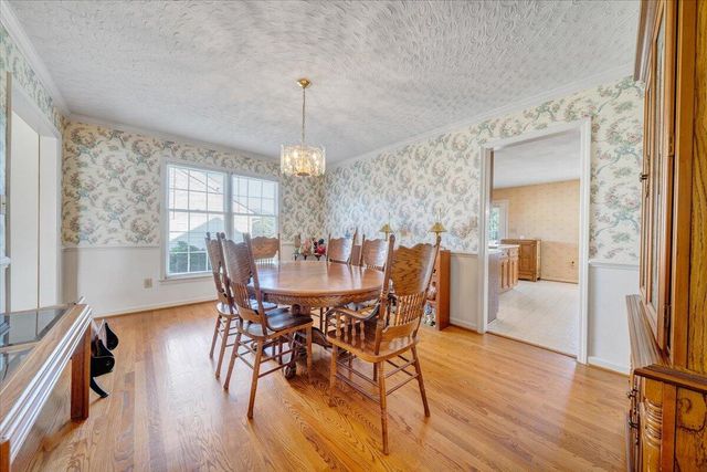 5111 Norseman DR, Roanoke, VA 24019