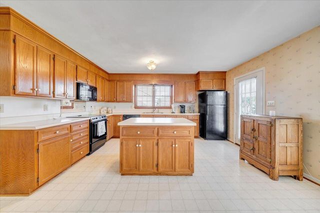 5111 Norseman DR, Roanoke, VA 24019
