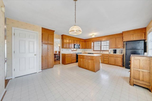 5111 Norseman DR, Roanoke, VA 24019