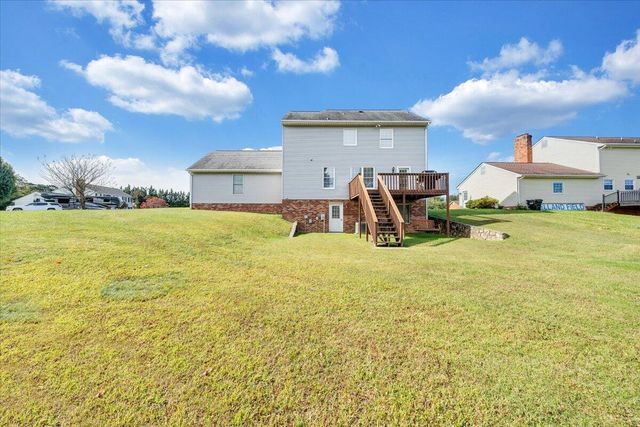 5111 Norseman DR, Roanoke, VA 24019