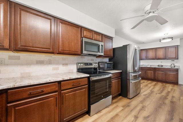 7009 Forestview Drive, Arlington, TX 76016