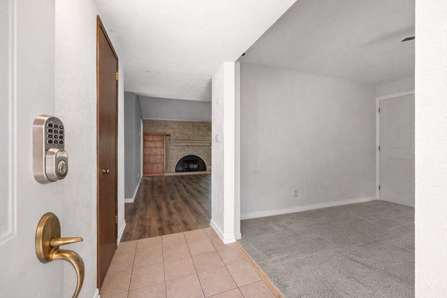 7009 Forestview Drive, Arlington, TX 76016