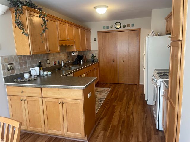 1343 Autumn Lane, Rochester Hills, MI 48306