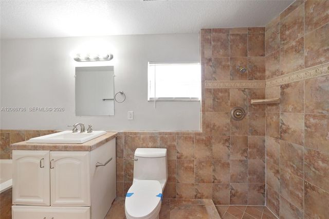 5618 Cinnamon Drive, West Palm Beach, FL 33415
