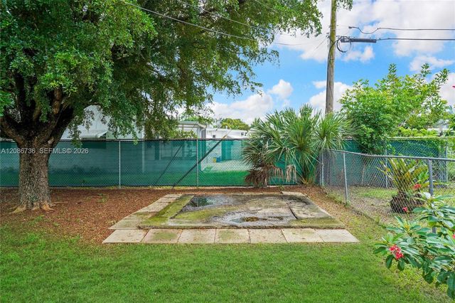 5618 Cinnamon Drive, West Palm Beach, FL 33415