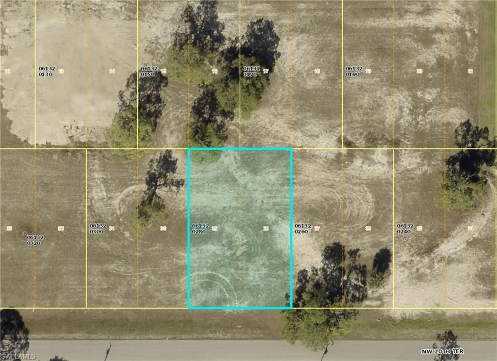 Image 5 of property listing at 2613 NW 20th TER, Cape Coral, FL 33993
