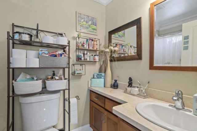 2528 E 10th Street, Long Beach, CA 90804