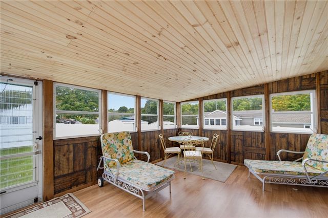 11 Old Barrington Road, East Providence, RI 02915