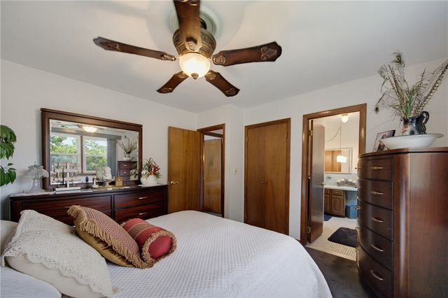 11 Old Barrington Road, East Providence, RI 02915