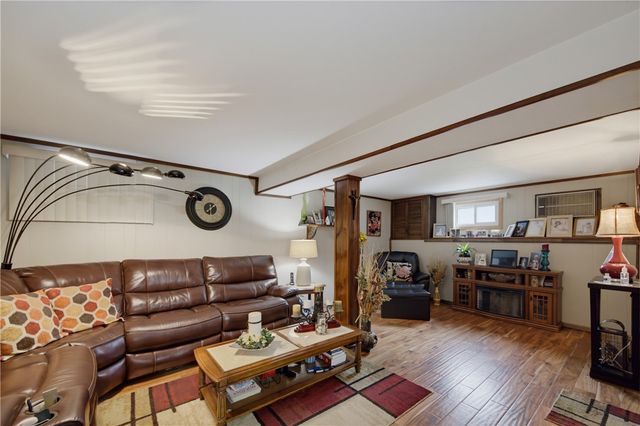 11 Old Barrington Road, East Providence, RI 02915