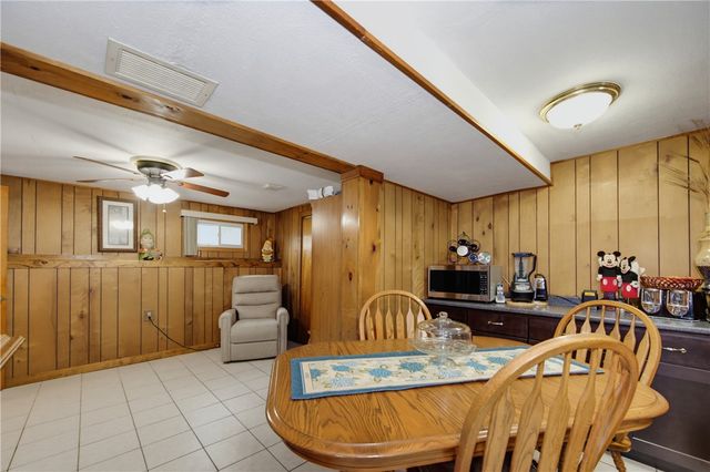 11 Old Barrington Road, East Providence, RI 02915