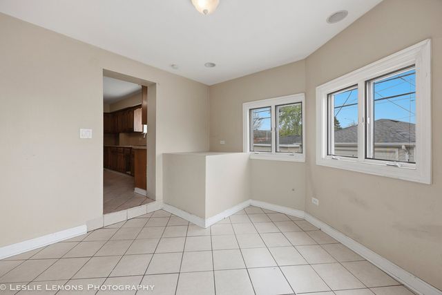 6346 W RAVEN Street, Chicago, IL 60646