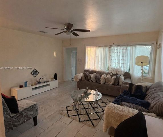 2519 Rodman St, Hollywood, FL 33020