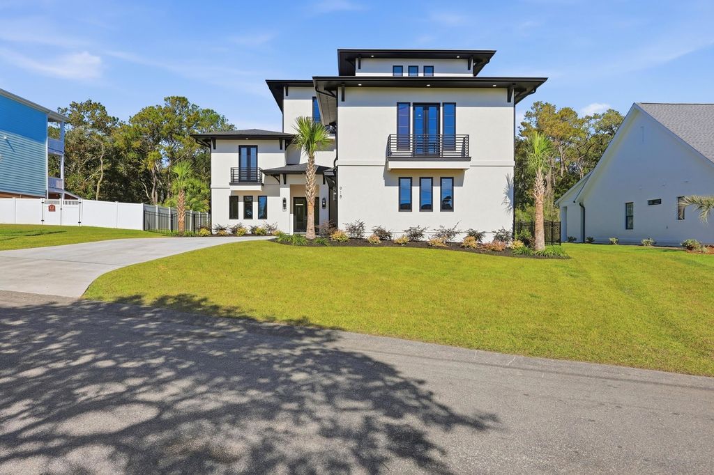 918 Strand Ave., North Myrtle Beach, SC 29582 — photo 3