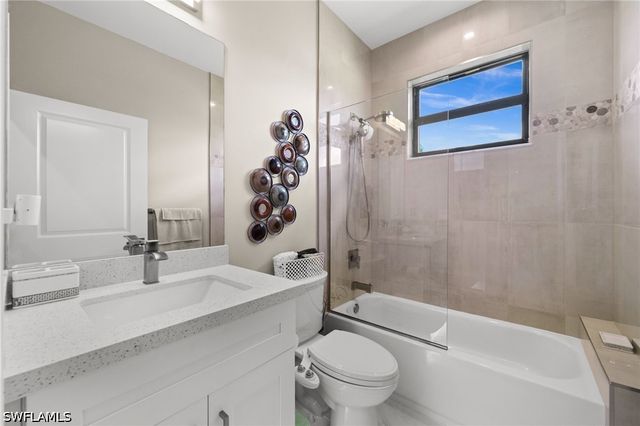 411 24th AVE NE, Naples, FL 34120
