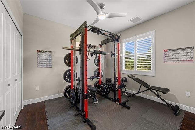 411 24th AVE NE, Naples, FL 34120