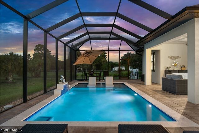 411 24th AVE NE, Naples, FL 34120