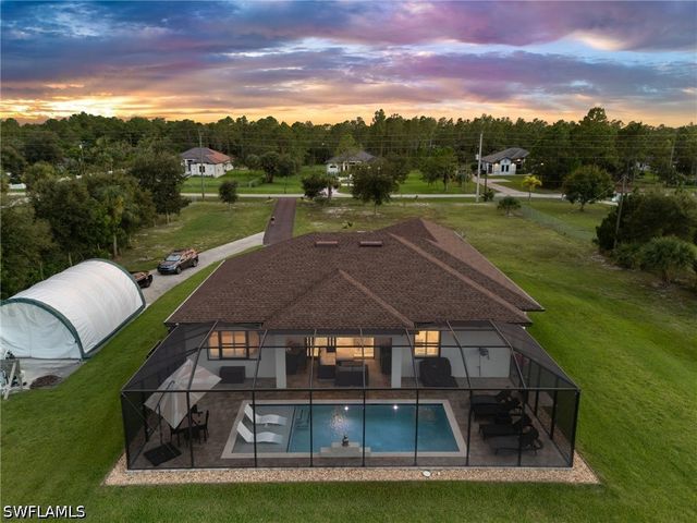 411 24th AVE NE, Naples, FL 34120