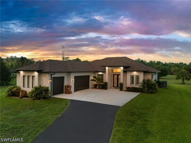411 24th AVE NE, Naples, FL 34120