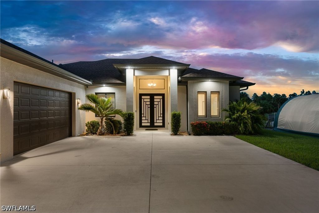 411 24th AVE NE, Naples, FL 34120