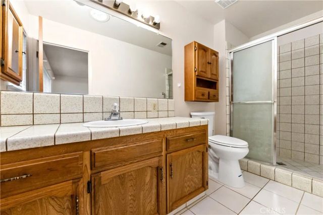 12165 Caron, Madera, CA 93636
