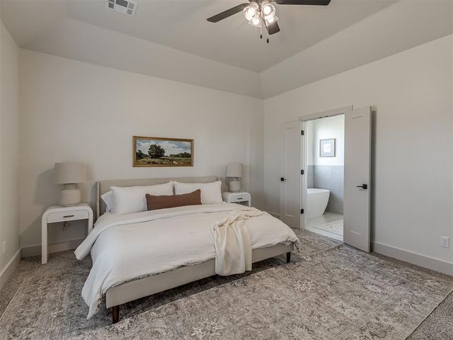 16033 Navarra Way, Oklahoma City, OK 73170