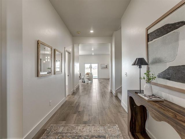 16033 Navarra Way, Oklahoma City, OK 73170