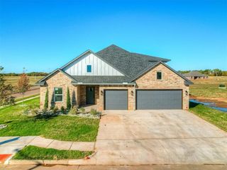 16033 Navarra Way, Oklahoma City, OK 73170